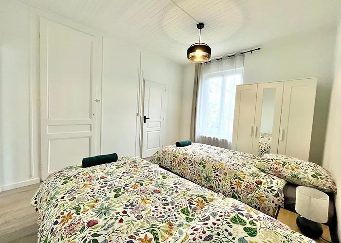 Maison De Ville Renovee A 15 Min De Lyon
